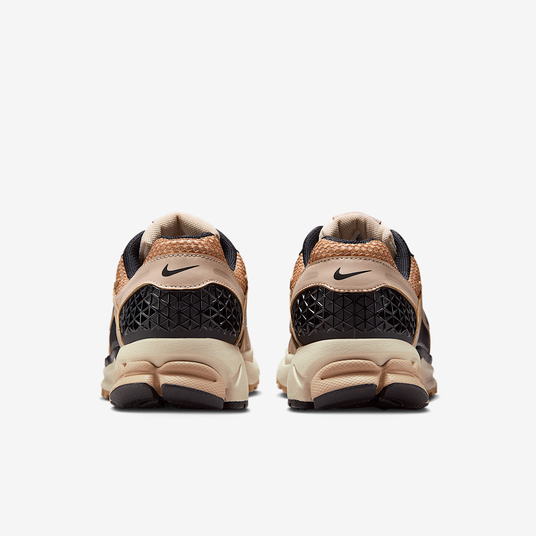 Nike Zoom Vomero Women's Shoes (Sanddrift/Hemp/White/Black)